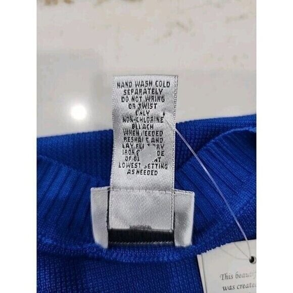 Chico’s Sweater Blue Ombre V-neck Slinky Knit Pullover NWT Women's Large - Picture 9 of 10